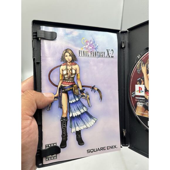 Final Fantasy X-2 (PlayStation 2, 2003) Complete in box - Picture 4 of 8